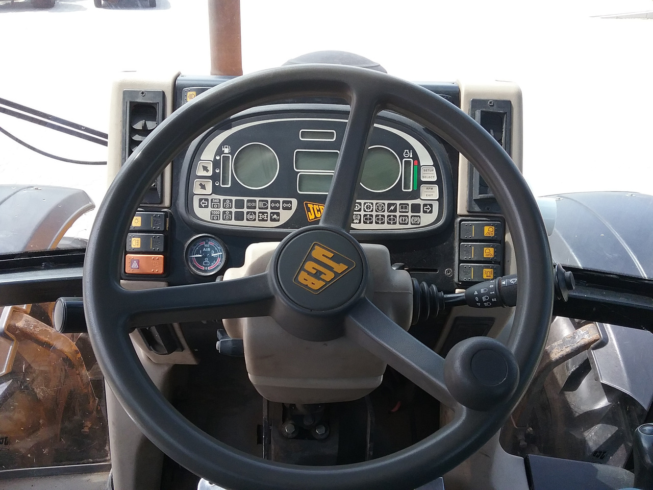 JCB Fastrac 2115 - Trator: foto 5 JCB Fastrac 2115 - Trator: foto 5