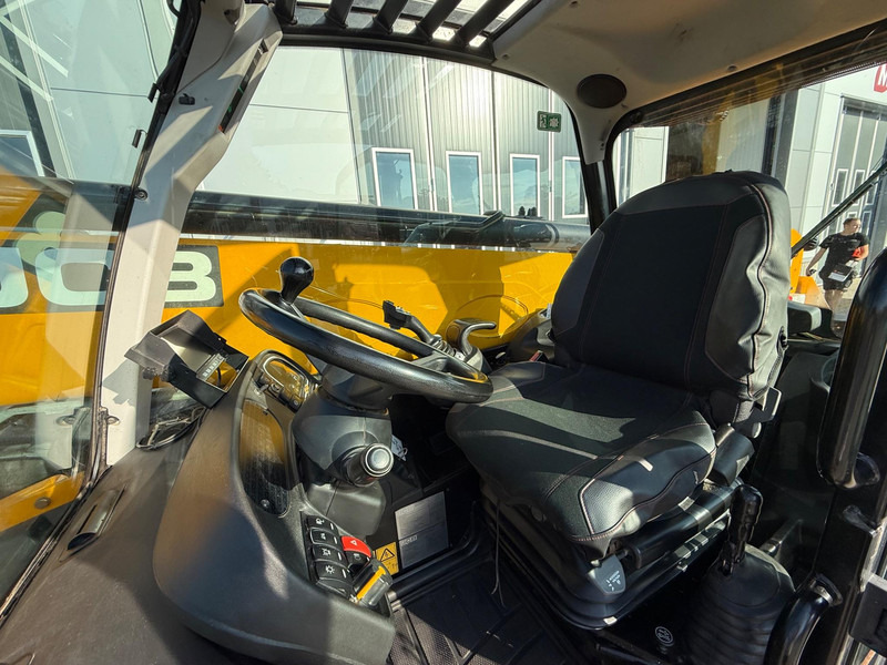 Empilhador telescópico JCB 535-95 40km/h: foto 9