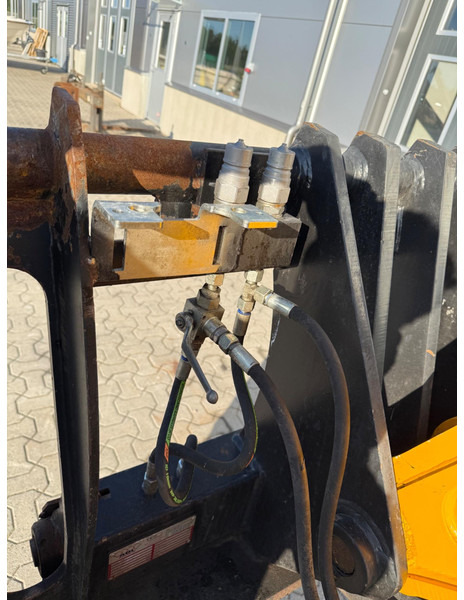 Empilhador telescópico JCB 535-95 40km/h: foto 19