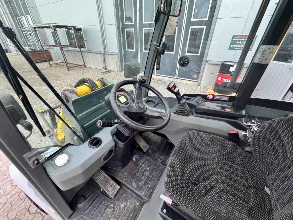 Carregadora articulada Kramer 5040: foto 11