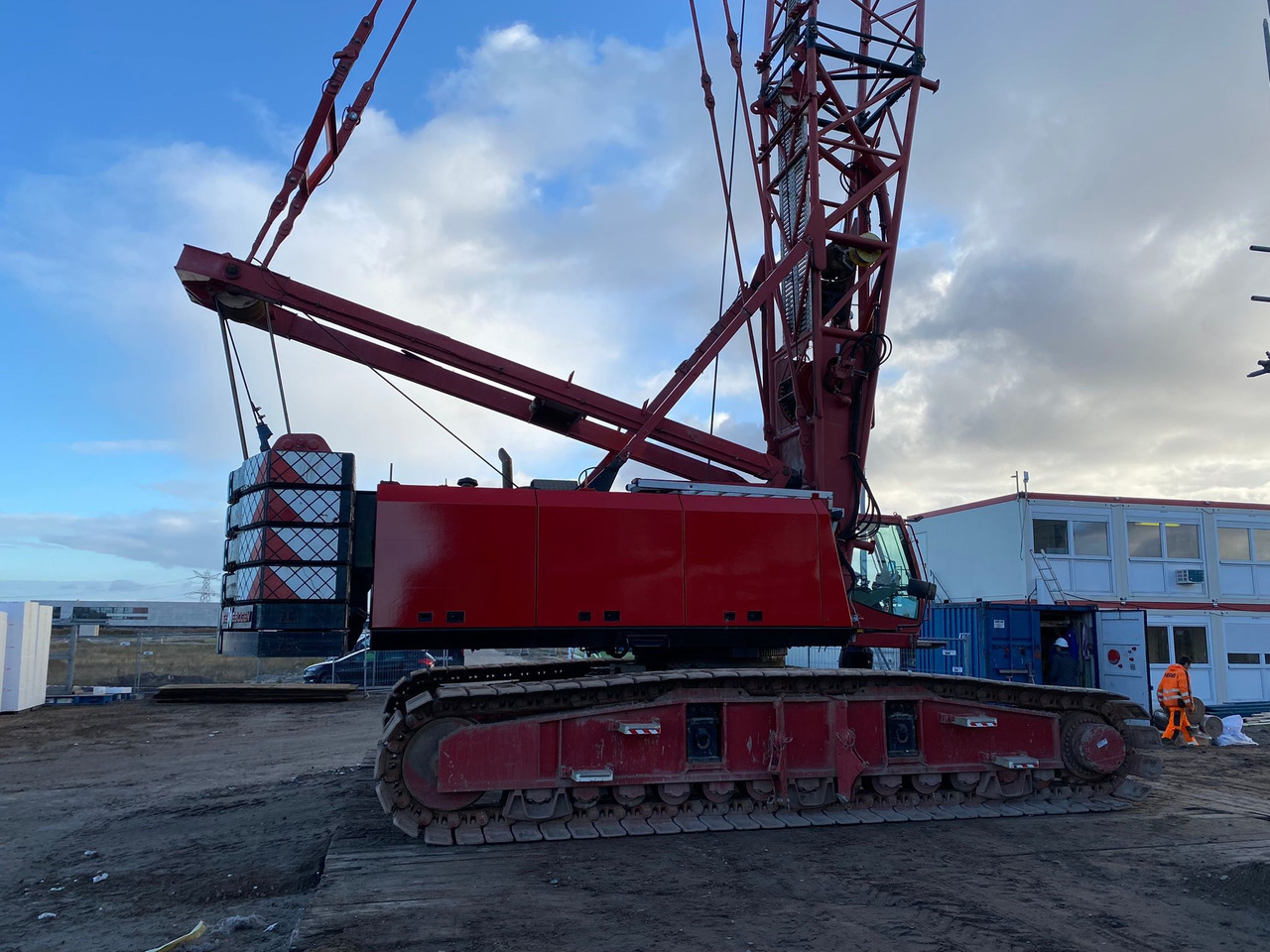 SENNEBOGEN 3300 - Guindaste sobre esteiras: foto 2 SENNEBOGEN 3300 - Guindaste sobre esteiras: foto 2