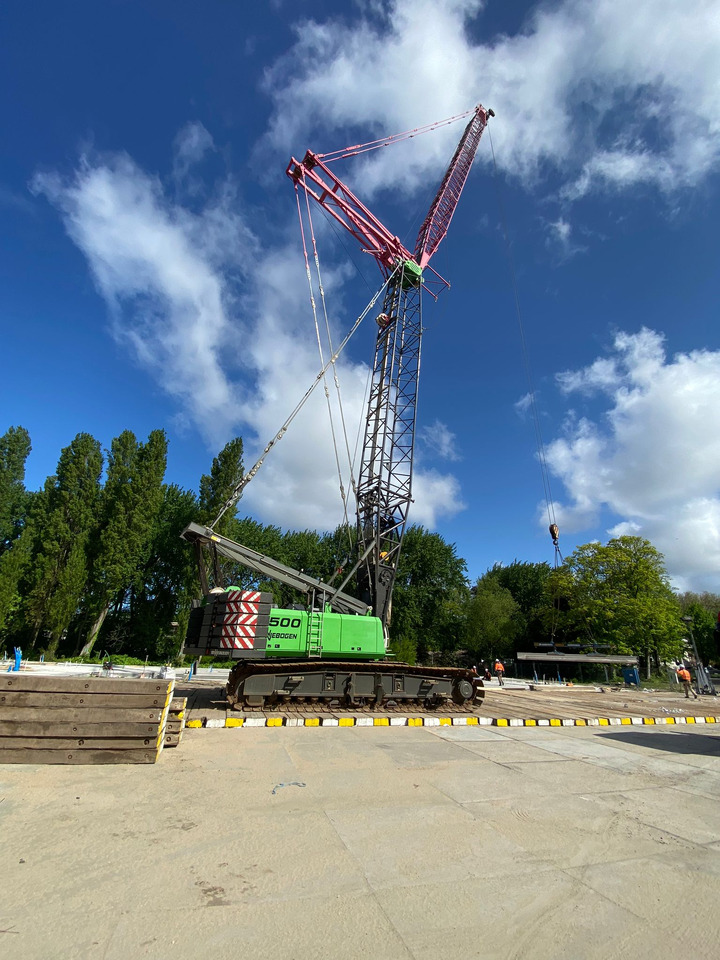 SENNEBOGEN 5500 - Guindaste sobre esteiras: foto 1 SENNEBOGEN 5500 - Guindaste sobre esteiras: foto 1