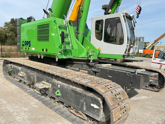 SENNEBOGEN 673 R E - Guindaste sobre esteiras: foto 1 SENNEBOGEN 673 R E - Guindaste sobre esteiras: foto 1