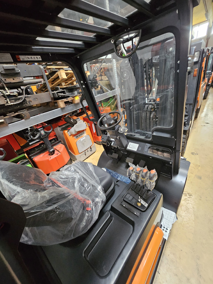 Doosan G25NXP - Empilhadeira a gás: foto 4 Doosan G25NXP - Empilhadeira a gás: foto 4