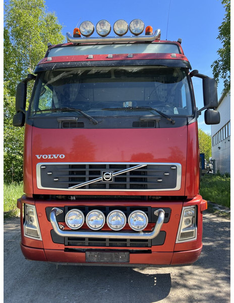 Volvo FH480 - Camião polibenne: foto 2 Volvo FH480 - Camião polibenne: foto 2