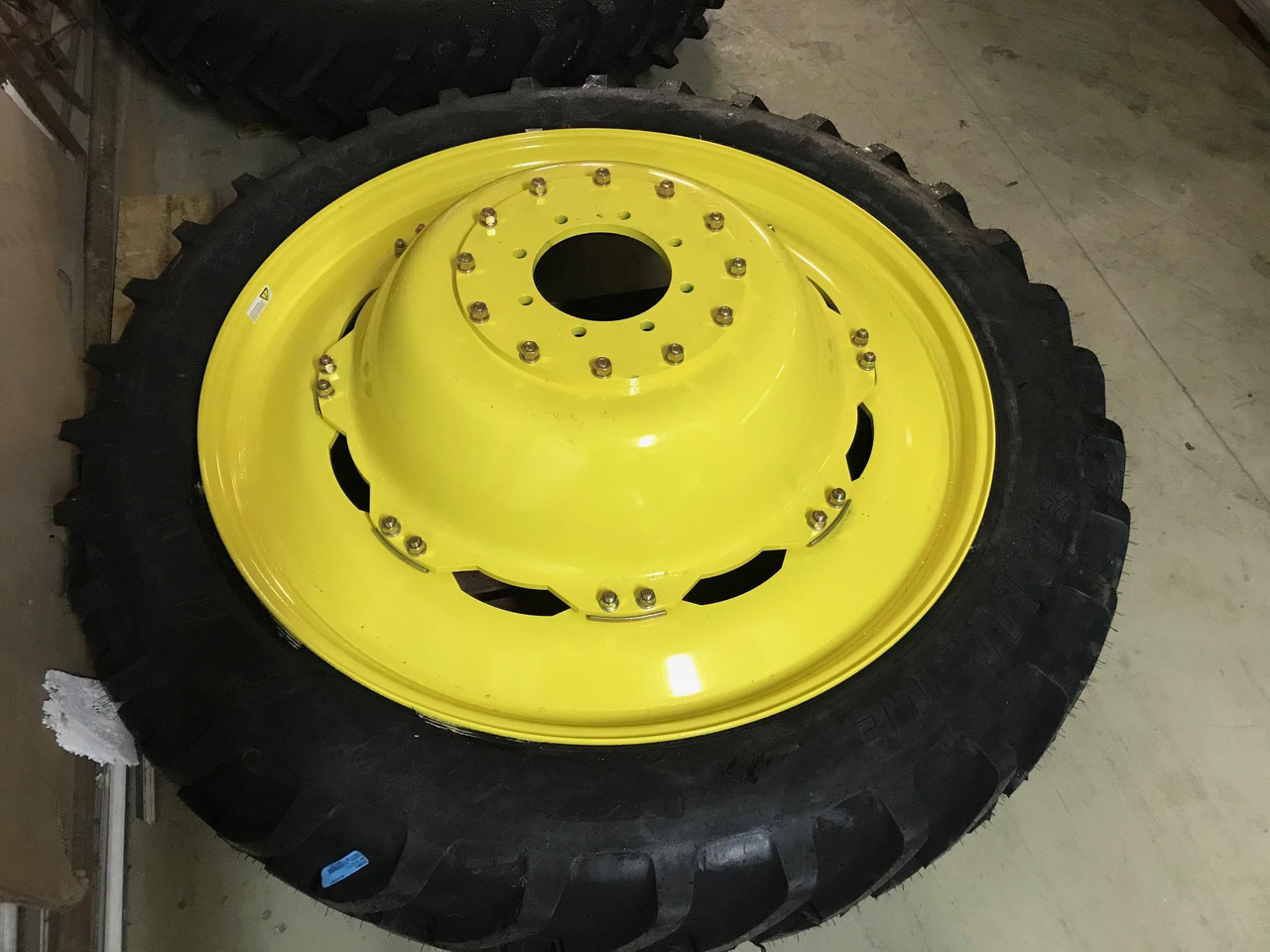 John Deere premium tillage wheel sets - Roda completa por Máquina agrícola: foto 3 John Deere premium tillage wheel sets - Roda completa por Máquina agrícola: foto 3