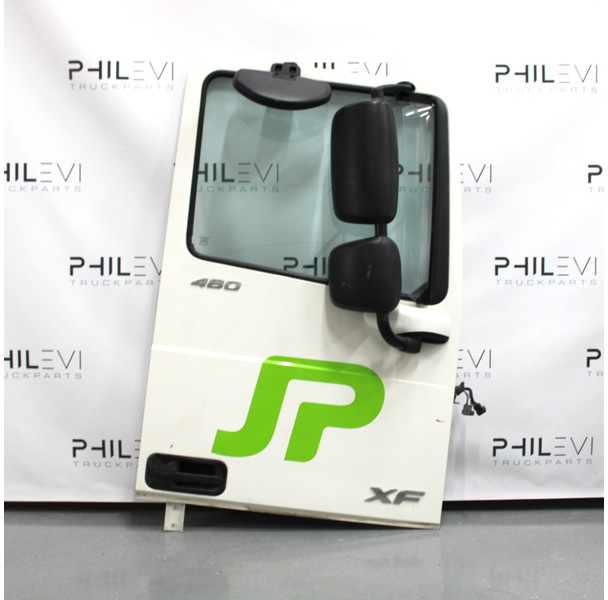 DAF XF106 Deur Rechts 1881863 - Porta e peças por Camião: foto 1 DAF XF106 Deur Rechts 1881863 - Porta e peças por Camião: foto 1