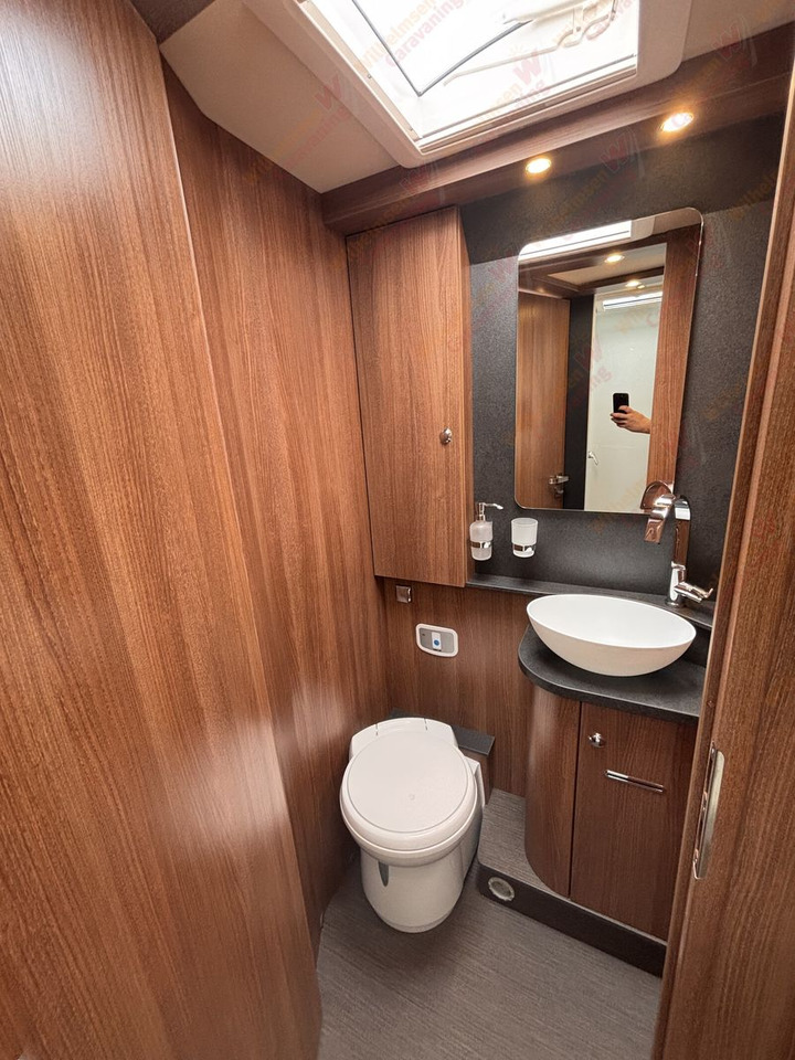 Autocaravana integral Carthago C2-tourer I 145 RB LE Listenpreis: 156.413,- : foto 15