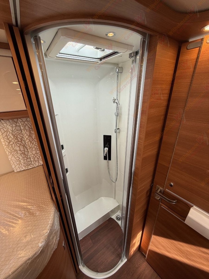 Autocaravana integral Carthago chic c-line I 4.9 LE Mercedes*MJ25*Alde*Sky*TV*: foto 17