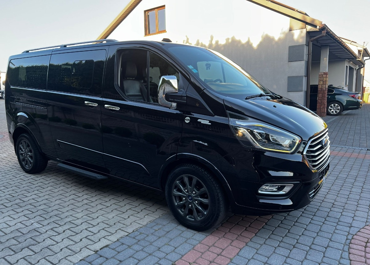 Ford Tourneo Custom Turneo Tytanium X specjalistyczny dla Inwalidów - Minibus, Furgão de passageiros: foto 3 Ford Tourneo Custom Turneo Tytanium X specjalistyczny dla Inwalidów - Minibus, Furgão de passageiros: foto 3