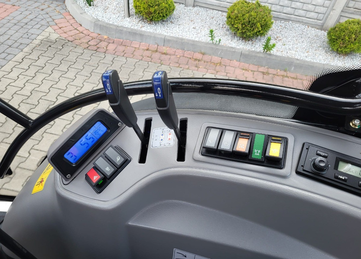 Harvester novo LOVOL Zestaw Traktor LOVOL M755 Przyczepa do drewna BMF 8TPro Stan Nowy Fabryczny: foto 20