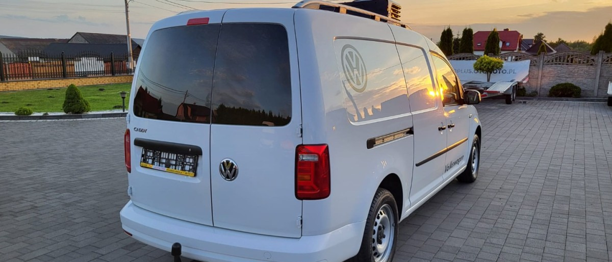 Volkswagen Cady 2.0 Maxi Chodnia na Gwarancji Chłodnia Carier zasilanie 230V - Carrinha frigorífica: foto 2 Volkswagen Cady 2.0 Maxi Chodnia na Gwarancji Chłodnia Carier zasilanie 230V - Carrinha frigorífica: foto 2