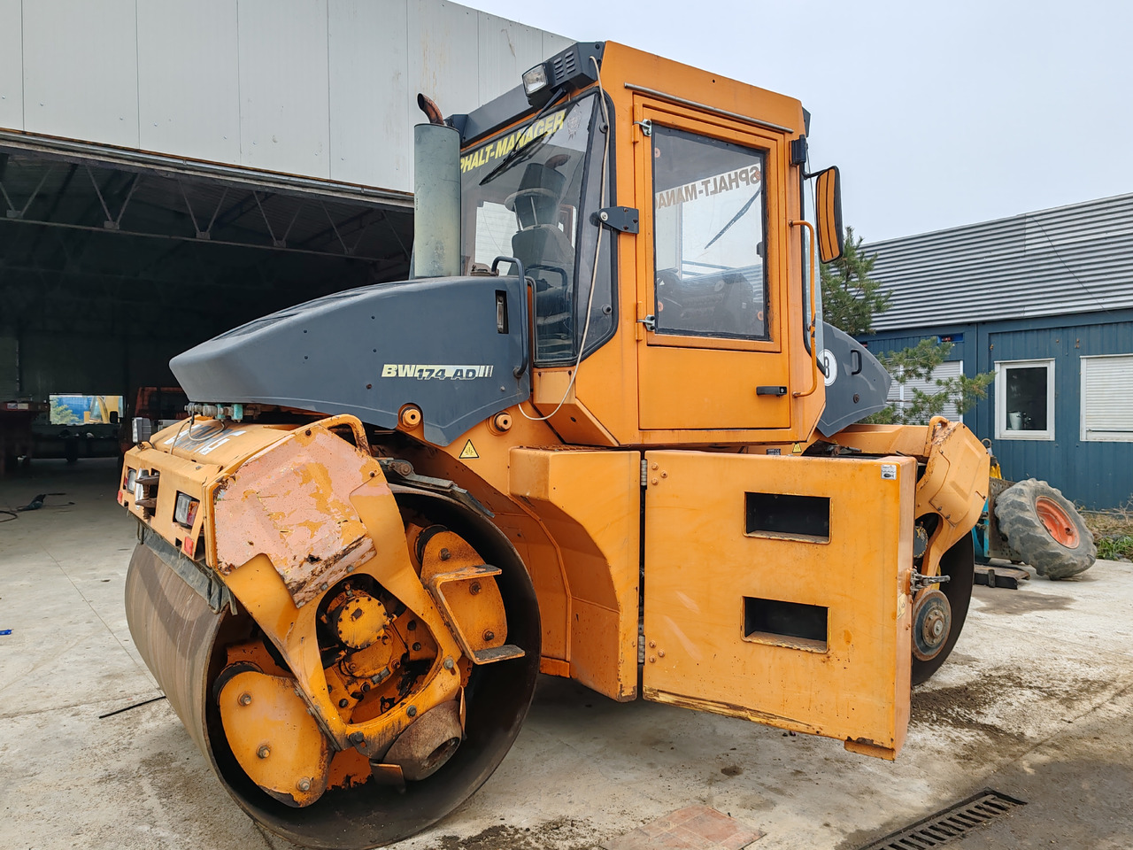 Bomag BW174AD - Compactador de asfalto: foto 1 Bomag BW174AD - Compactador de asfalto: foto 1