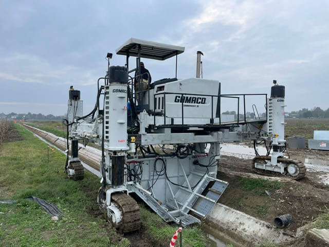 Gomaco Commander III - Máquina de asfalto: foto 4 Gomaco Commander III - Máquina de asfalto: foto 4