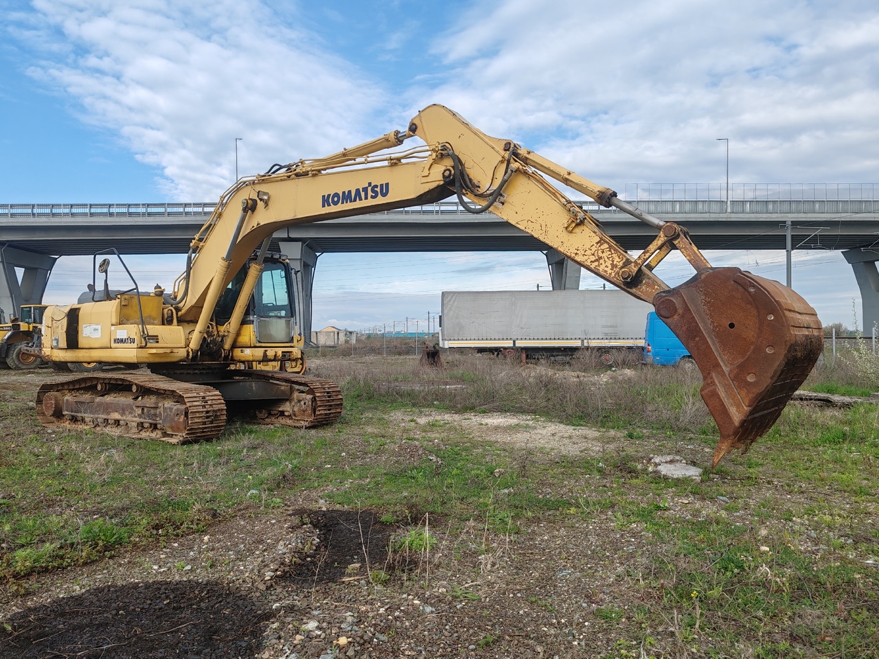 Escavadora de rastos Komatsu 240 NLC-8: foto 1