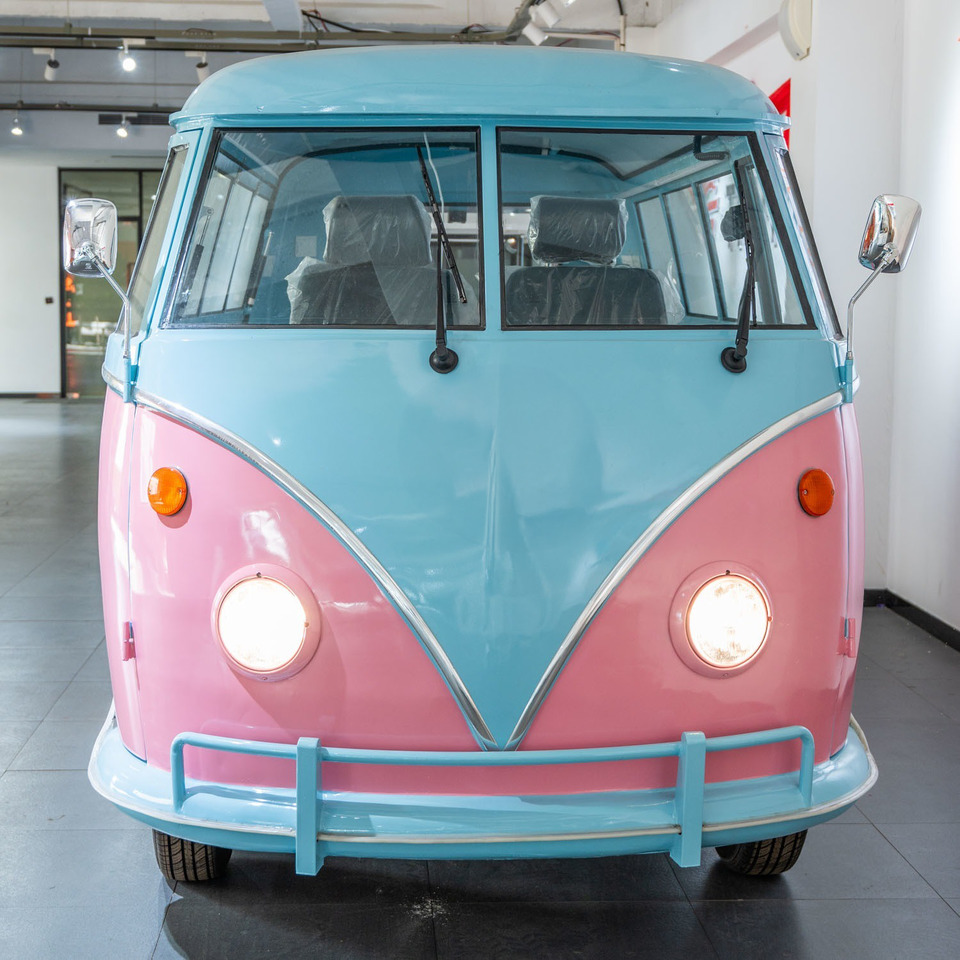 Deli Star Trailer Retro Minivan FR 4300 Electric - Roulote bar: foto 3 Deli Star Trailer Retro Minivan FR 4300 Electric - Roulote bar: foto 3