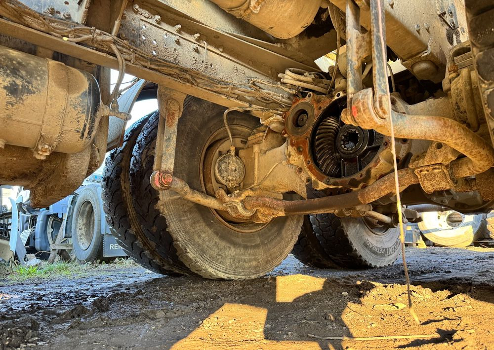 Iveco EuroTrakker - Camião basculante: foto 5 Iveco EuroTrakker - Camião basculante: foto 5