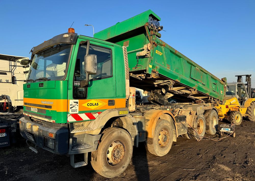 Iveco EuroTrakker - Camião basculante: foto 1 Iveco EuroTrakker - Camião basculante: foto 1