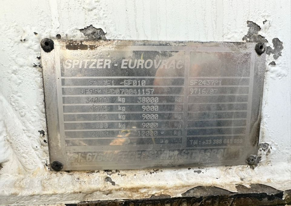 Spitzer S27 - Semirreboque tanque: foto 5 Spitzer S27 - Semirreboque tanque: foto 5