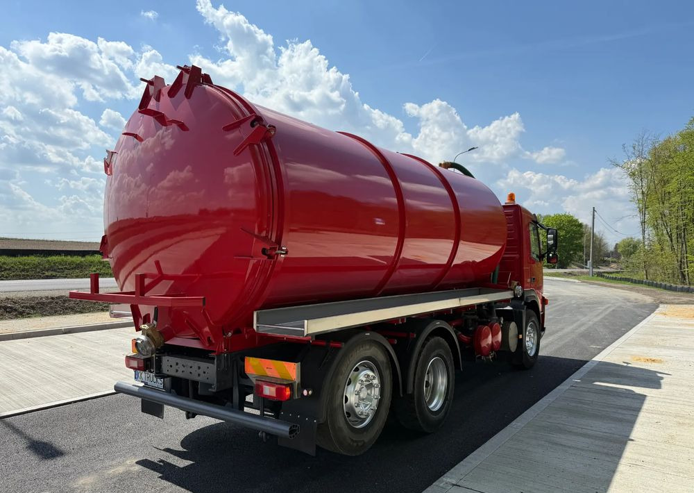 Volvo FM 360 - Caminhão de lixo: foto 4 Volvo FM 360 - Caminhão de lixo: foto 4