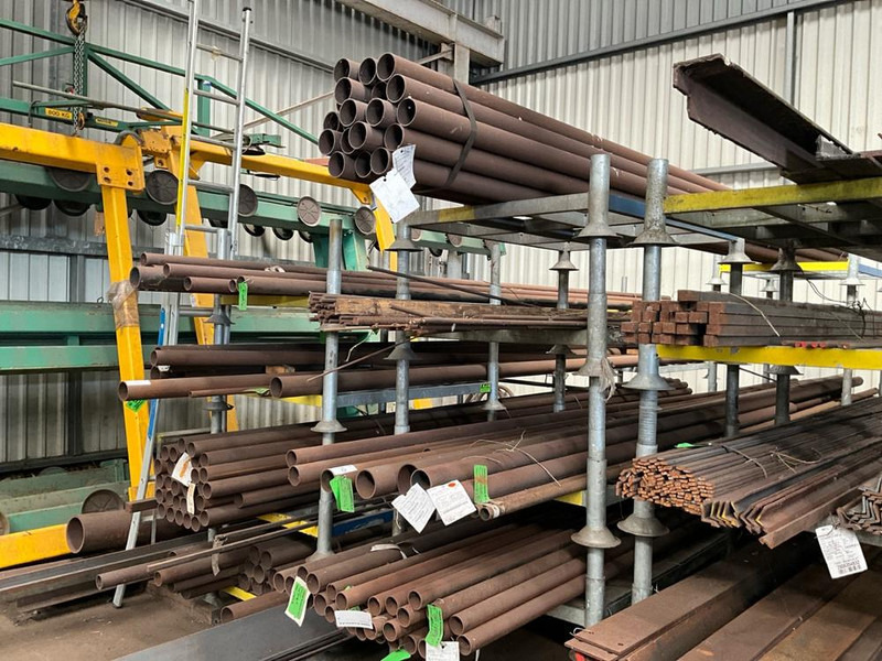 Onbekend - Máquina para metal: foto 1 Onbekend - Máquina para metal: foto 1