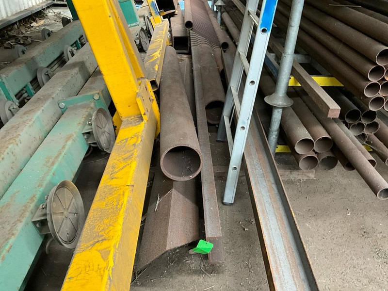 Onbekend - Máquina para metal: foto 3 Onbekend - Máquina para metal: foto 3