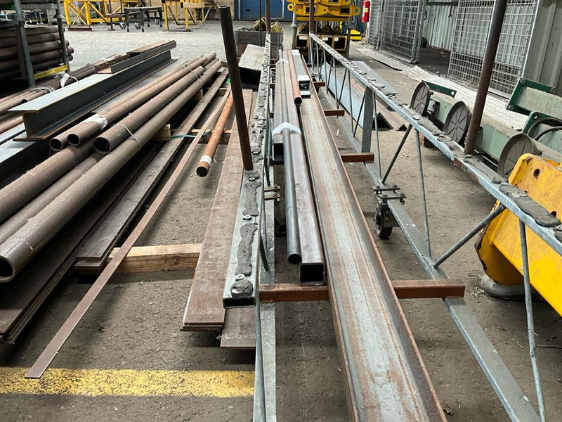 Onbekend - Máquina para metal: foto 5 Onbekend - Máquina para metal: foto 5