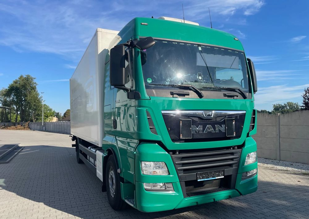 MAN TGX 18.420/ KONTENER 7,2m - Camião furgão: foto 3 MAN TGX 18.420/ KONTENER 7,2m - Camião furgão: foto 3