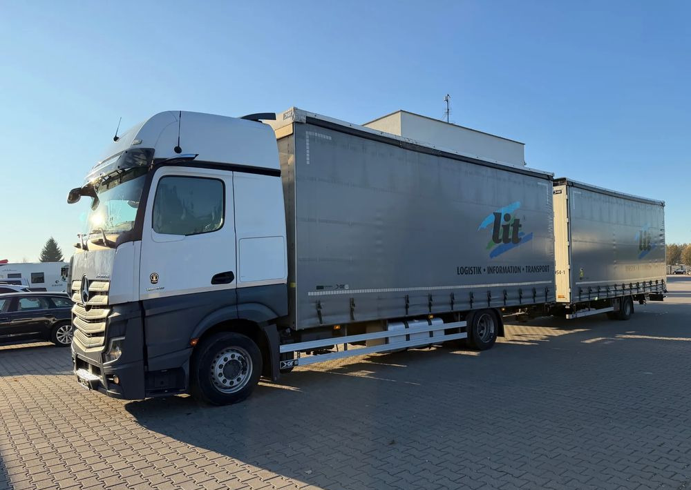 Mercedes-Benz ACTROS 1845 Zestaw przestrzenny przejazdowy120m3 - Camião de lona: foto 3 Mercedes-Benz ACTROS 1845 Zestaw przestrzenny przejazdowy120m3 - Camião de lona: foto 3