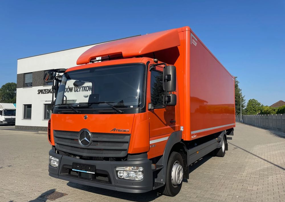Mercedes-Benz ATEGO 1218 - Camião furgão: foto 3 Mercedes-Benz ATEGO 1218 - Camião furgão: foto 3