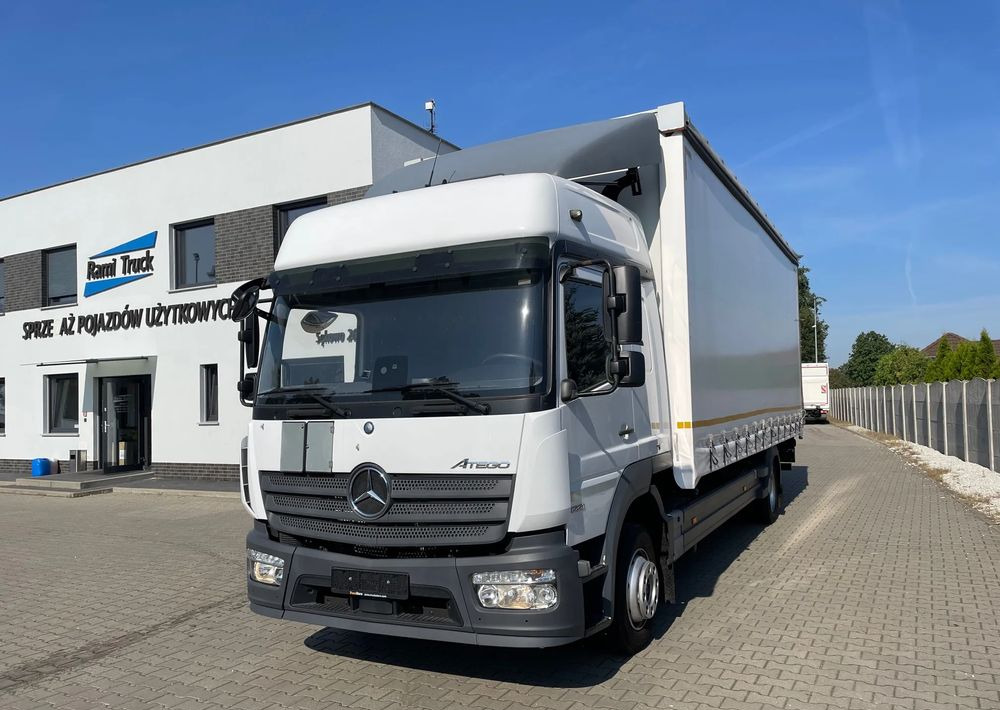 Mercedes-Benz ATEGO 1221, KABINA SYPIALNA! - Camião de lona: foto 1 Mercedes-Benz ATEGO 1221, KABINA SYPIALNA! - Camião de lona: foto 1