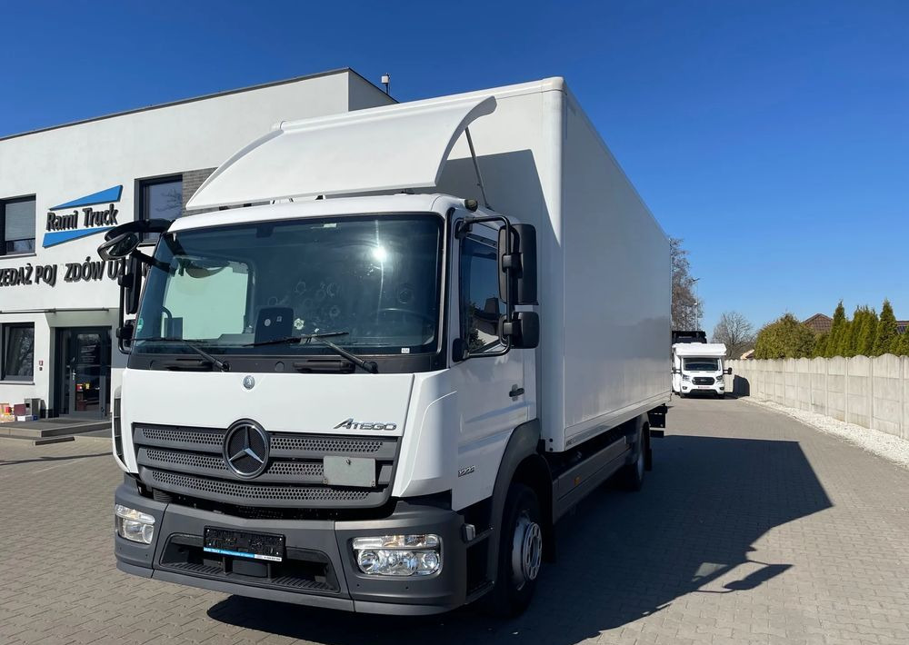 Mercedes-Benz ATEGO 1223 - Camião furgão: foto 1 Mercedes-Benz ATEGO 1223 - Camião furgão: foto 1