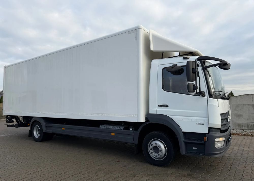 Mercedes-Benz ATEGO 1318 IZOTERMA 20 PALET! - Camião furgão: foto 3 Mercedes-Benz ATEGO 1318 IZOTERMA 20 PALET! - Camião furgão: foto 3