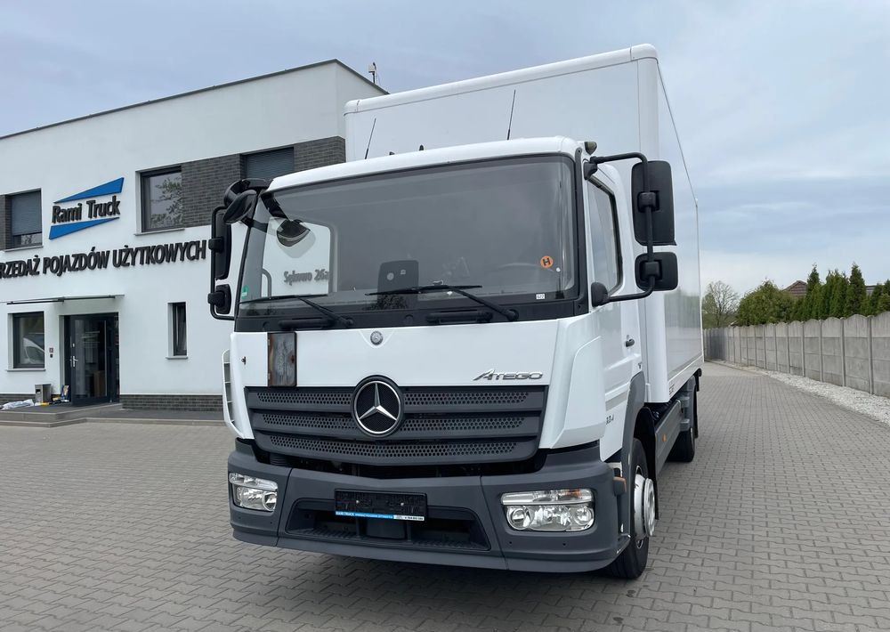 Mercedes-Benz ATEGO 1324, 15 EUROPALET, ŁADOWNOŚĆ 7,5 T - Camião furgão: foto 1 Mercedes-Benz ATEGO 1324, 15 EUROPALET, ŁADOWNOŚĆ 7,5 T - Camião furgão: foto 1
