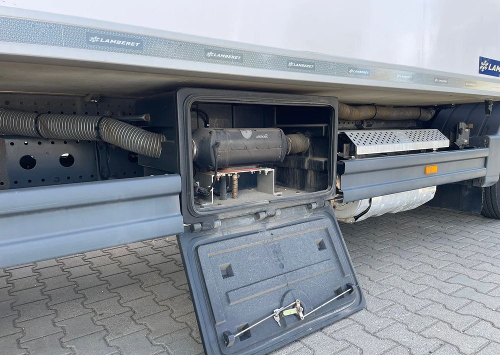 Mercedes-Benz ATEGO 818, IZOTERMA OGRZEWANA! - Camião furgão: foto 4 Mercedes-Benz ATEGO 818, IZOTERMA OGRZEWANA! - Camião furgão: foto 4