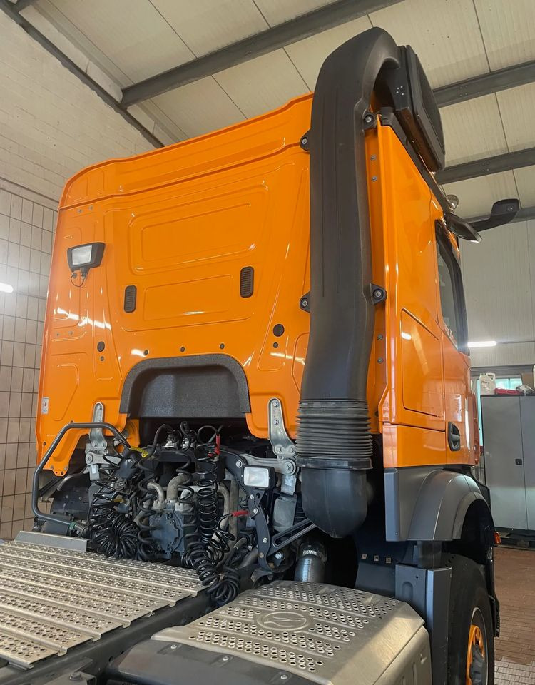 Mercedes-Benz AROCS 1851/ HAD/ 4x4/ HYDRODRIVE/ HYDRAULIKA - Tractor: foto 3 Mercedes-Benz AROCS 1851/ HAD/ 4x4/ HYDRODRIVE/ HYDRAULIKA - Tractor: foto 3