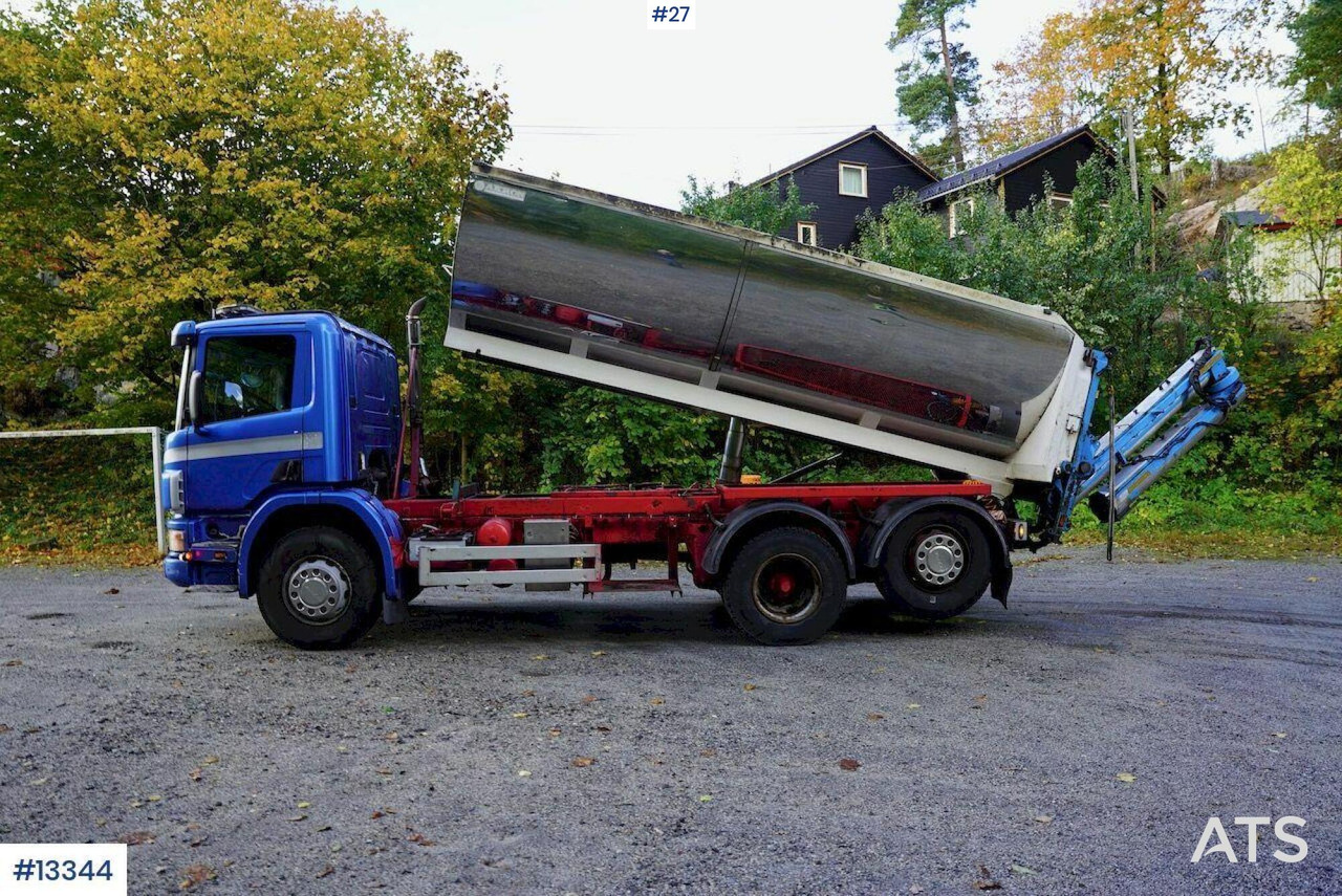 2002 Scania P94G asphalt sprider WATCH VIDEO - Distribuidor de asfalto: foto 2 2002 Scania P94G asphalt sprider WATCH VIDEO - Distribuidor de asfalto: foto 2