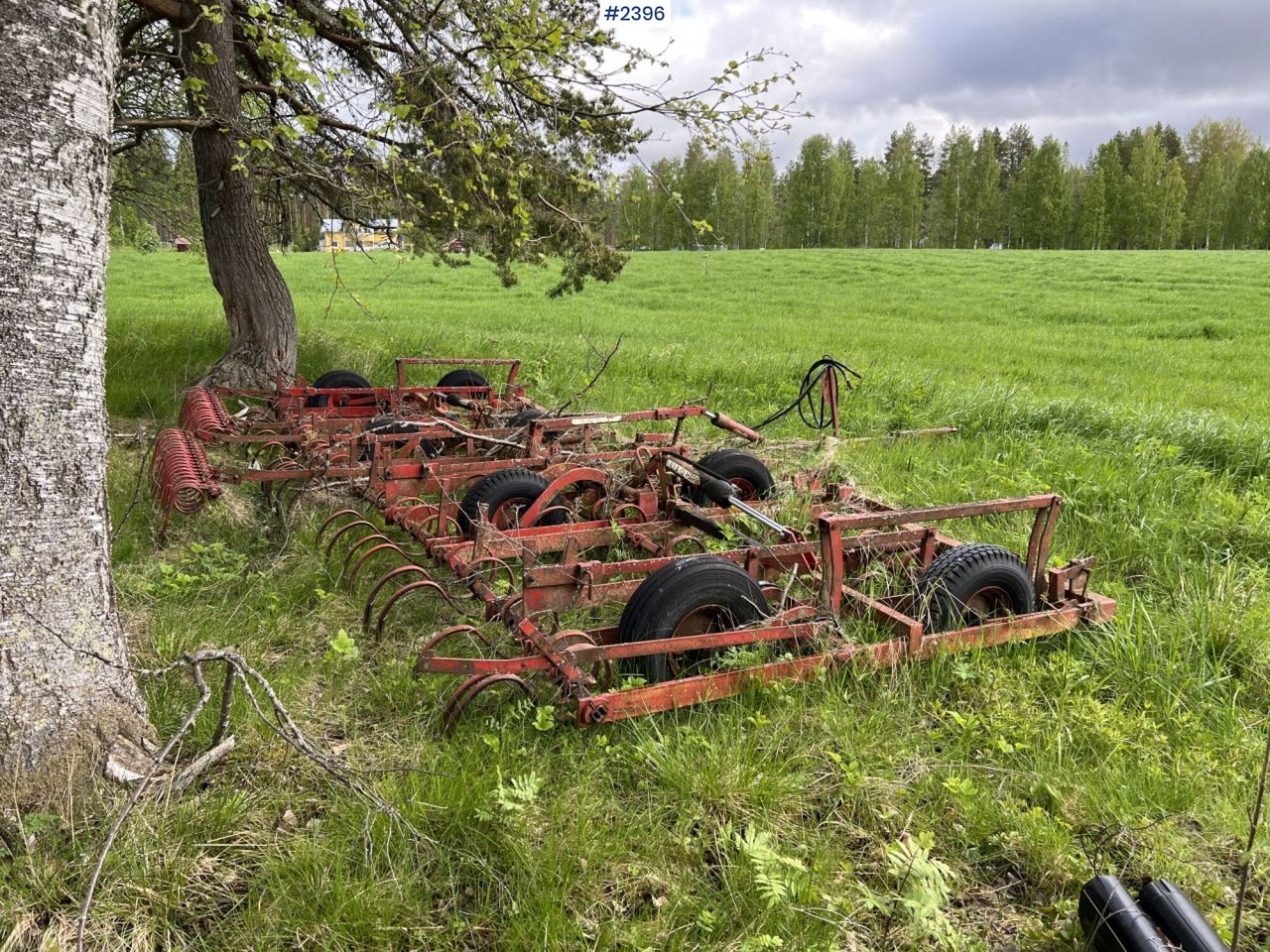 Hydraulic harrow LILLA HARRIE HJH610-3 - Maquina para lavrar a terra: foto 4 Hydraulic harrow LILLA HARRIE HJH610-3 - Maquina para lavrar a terra: foto 4