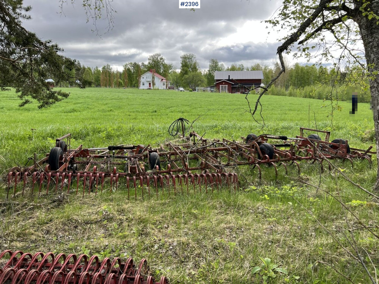 Hydraulic harrow LILLA HARRIE HJH610-3 - Maquina para lavrar a terra: foto 3 Hydraulic harrow LILLA HARRIE HJH610-3 - Maquina para lavrar a terra: foto 3