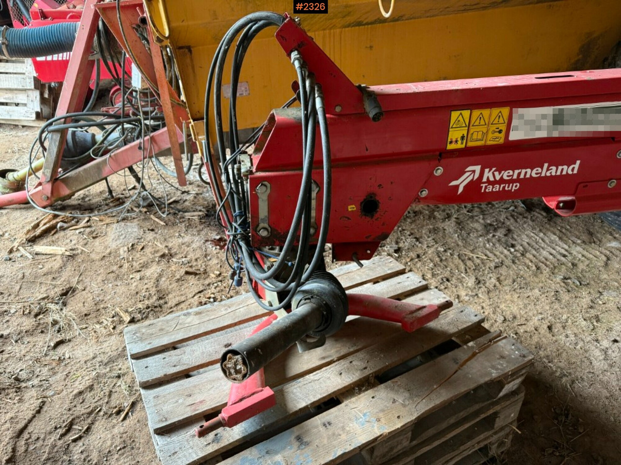 Mower Conditioner Kverneland 4332 CT - Máquina para produção de feno: foto 5 Mower Conditioner Kverneland 4332 CT - Máquina para produção de feno: foto 5