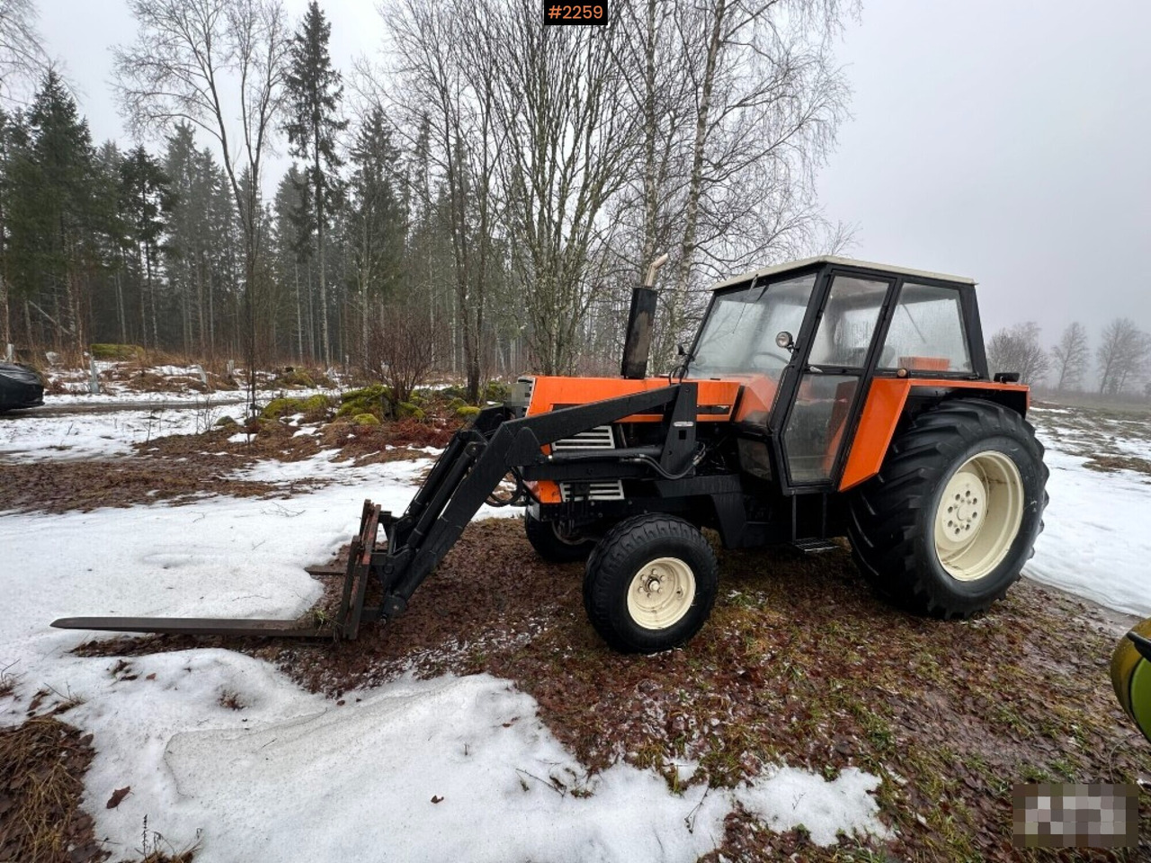 Tractor Ursus C385 Deluxe! with loader and implements - Trator: foto 1 Tractor Ursus C385 Deluxe! with loader and implements - Trator: foto 1