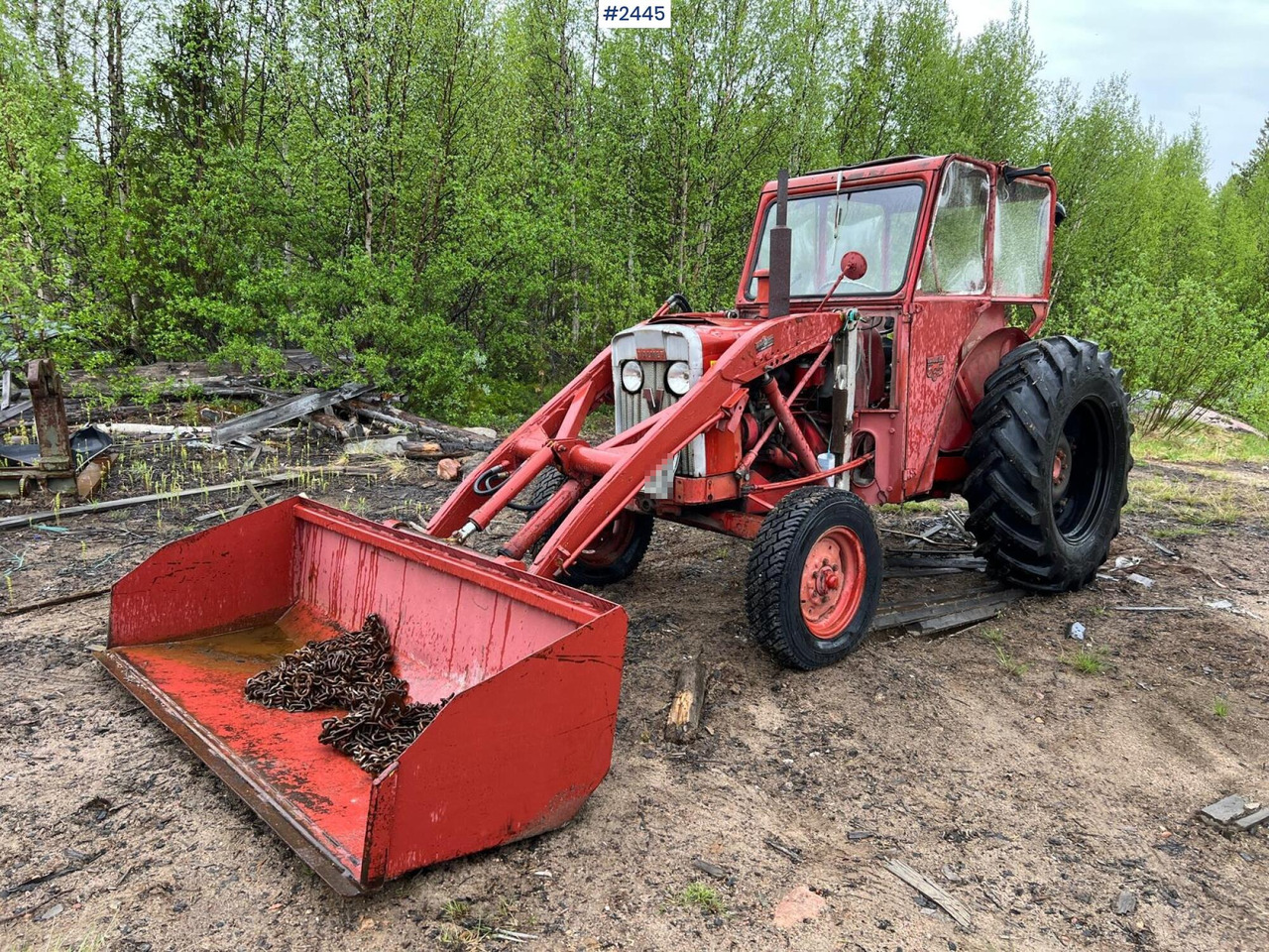 VALMET 565 Tractor with bucket - Trator: foto 1 VALMET 565 Tractor with bucket - Trator: foto 1