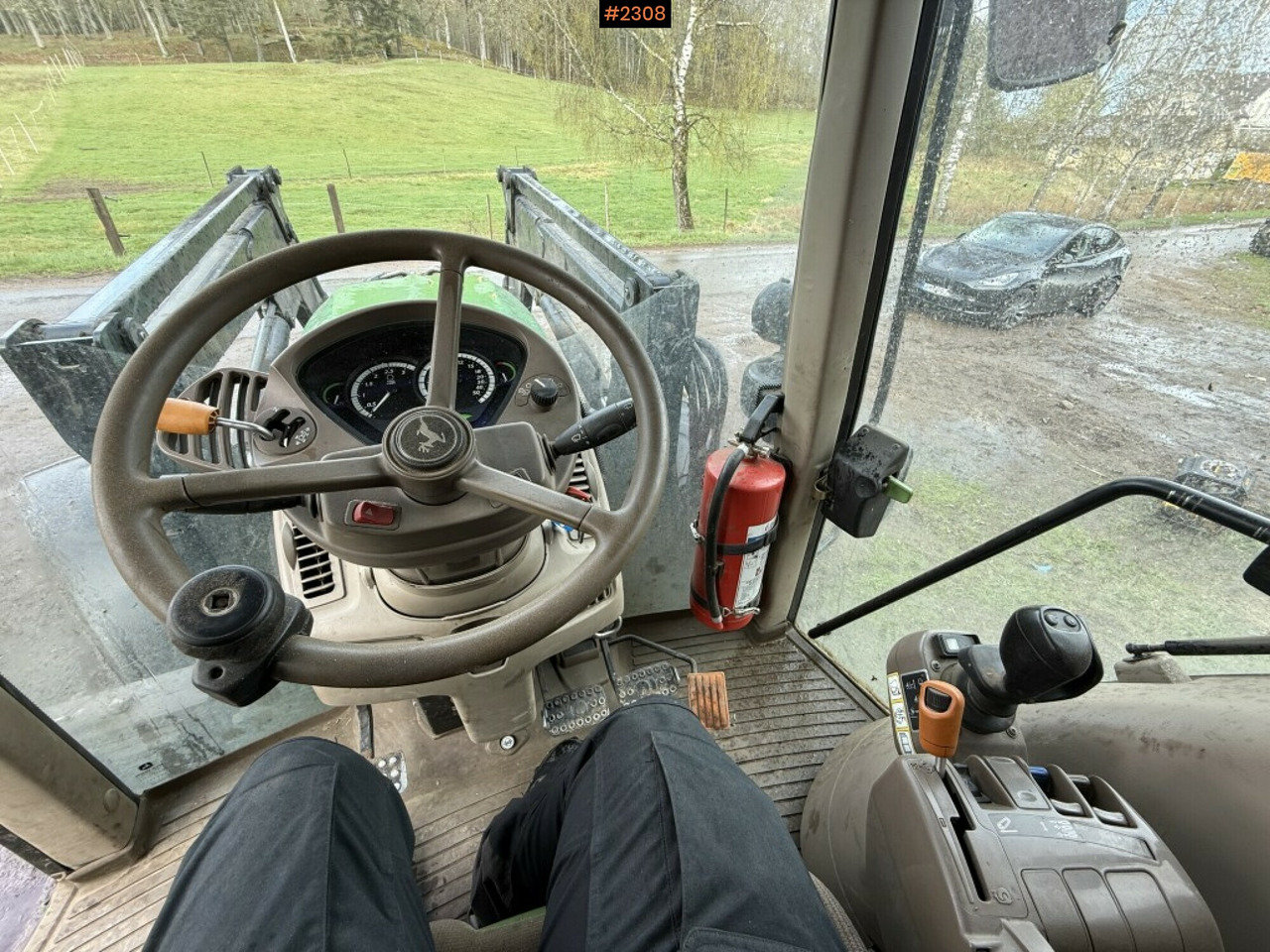 Leasing de  tractor John Deere 6930 Premium with front loader (see video) tractor John Deere 6930 Premium with front loader (see video): foto 13