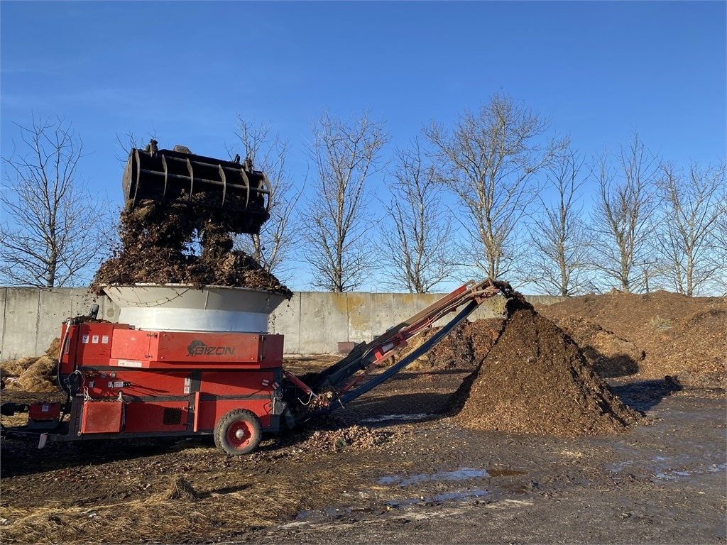 Bizon B-1030 Kompost Schredder Biomasse Mist Compost shr - Trituradora de palha: foto 4 Bizon B-1030 Kompost Schredder Biomasse Mist Compost shr - Trituradora de palha: foto 4