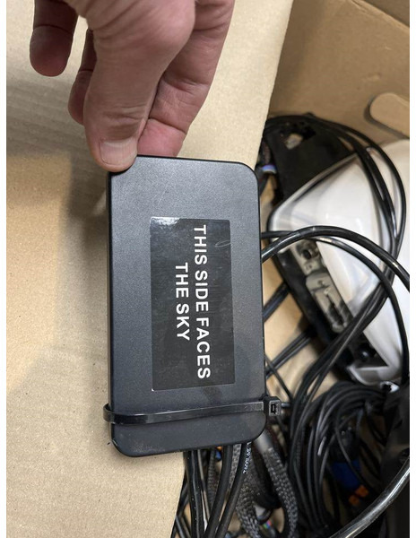 Trimble GFX 1060 GPS SET ACTIEPRIJS - Sistema de navegação por Máquina agrícola: foto 3 Trimble GFX 1060 GPS SET ACTIEPRIJS - Sistema de navegação por Máquina agrícola: foto 3