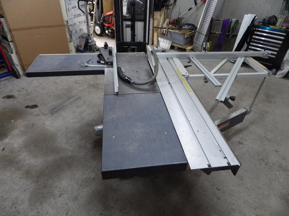 2 x Formatkreissäge mit Vorritzer Altendorf F90 und ROBLAND E300 - Equipamento para oficina: foto 4 2 x Formatkreissäge mit Vorritzer Altendorf F90 und ROBLAND E300 - Equipamento para oficina: foto 4