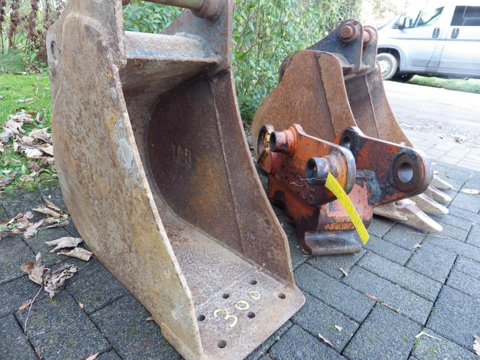 Cat 305 LEH Schnellwechsler + 2 Tieflöffel Cat - Balde escavadora: foto 2 Cat 305 LEH Schnellwechsler + 2 Tieflöffel Cat - Balde escavadora: foto 2