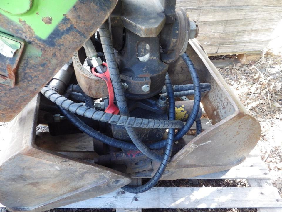 Kinshofer Greifer HPX MS08 10 x auf Lager - Balde de maxilas por Máquina de construção: foto 5 Kinshofer Greifer HPX MS08 10 x auf Lager - Balde de maxilas por Máquina de construção: foto 5