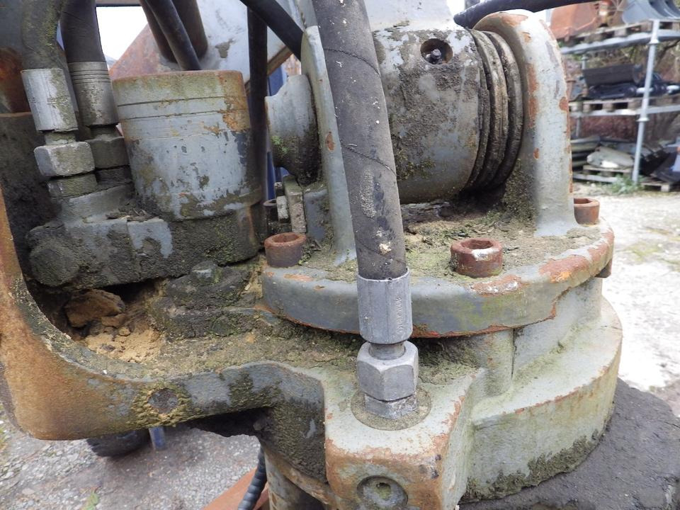Liebherr GM8 GM10 Greifer 600 mm SB mit SW48 Adapter - Balde de maxilas por Máquina de construção: foto 2 Liebherr GM8 GM10 Greifer 600 mm SB mit SW48 Adapter - Balde de maxilas por Máquina de construção: foto 2