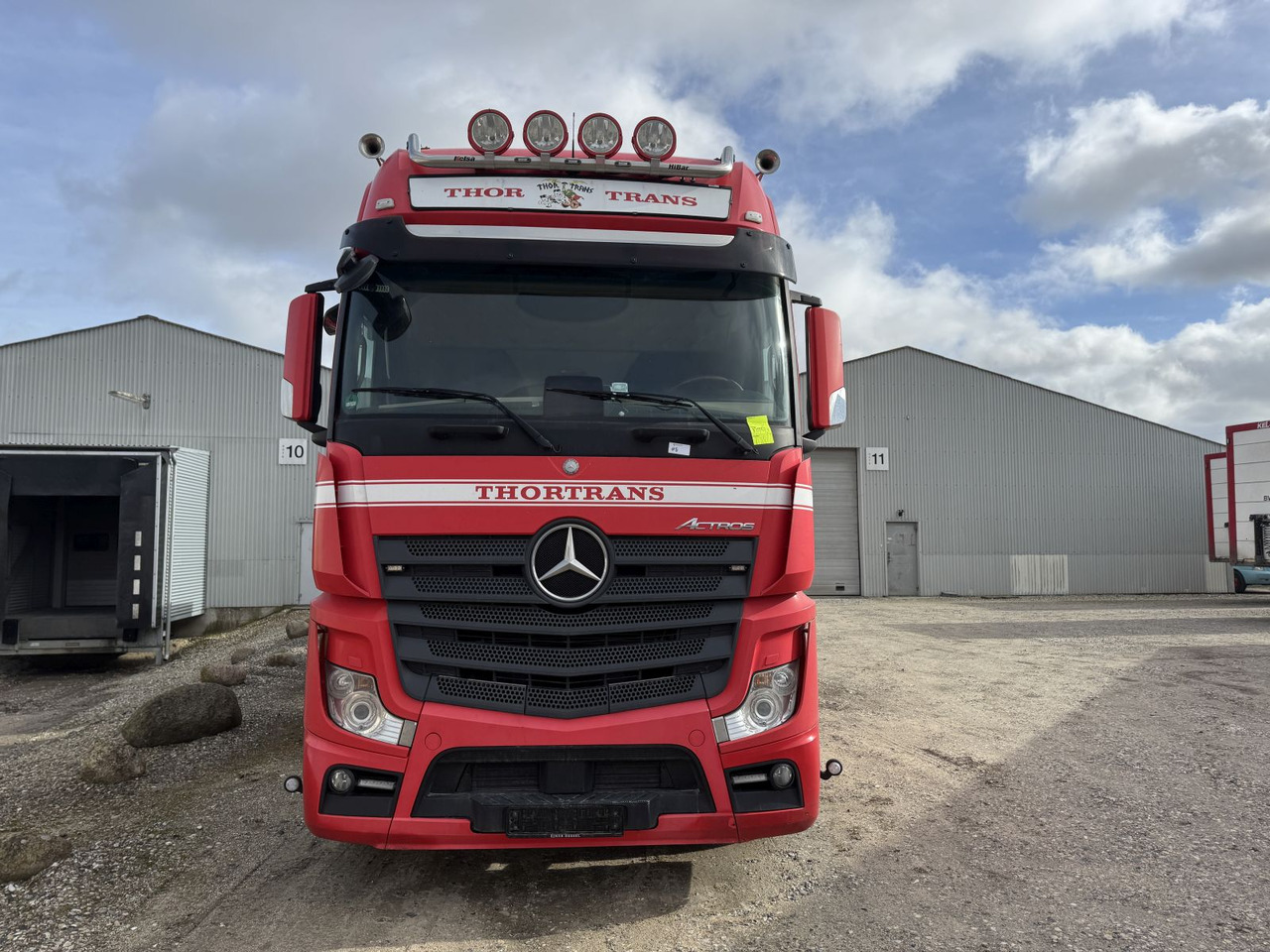 MERCEDES-BENZ Actros 2663 LDNA 6x2 - Camião furgão: foto 2 MERCEDES-BENZ Actros 2663 LDNA 6x2 - Camião furgão: foto 2
